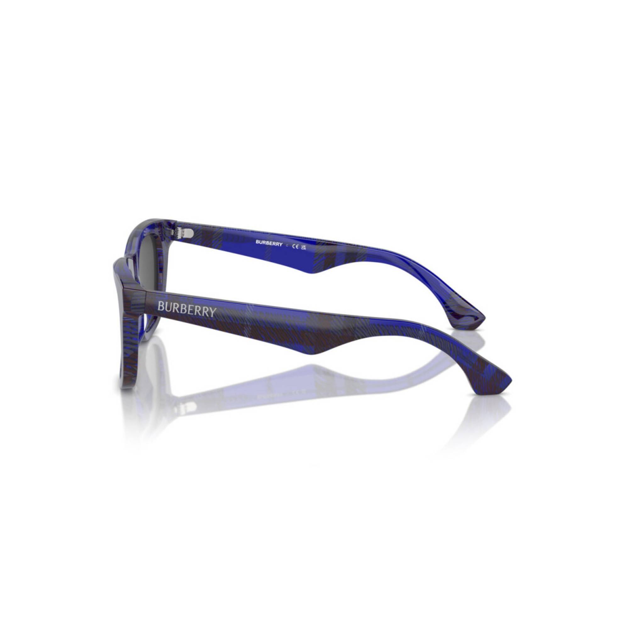 BURBERRY 4002 411480 46 Sunglasses - 3